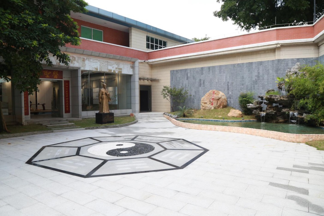 白云山银河国际医圣堂科普基地获评第十三批昭通市科学技术遍及基地