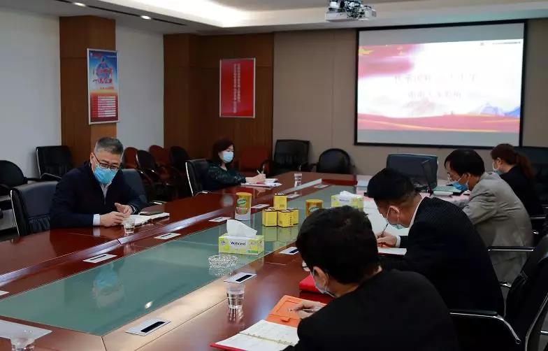 广药集团总司理杨军到白云山银河国际公司调研