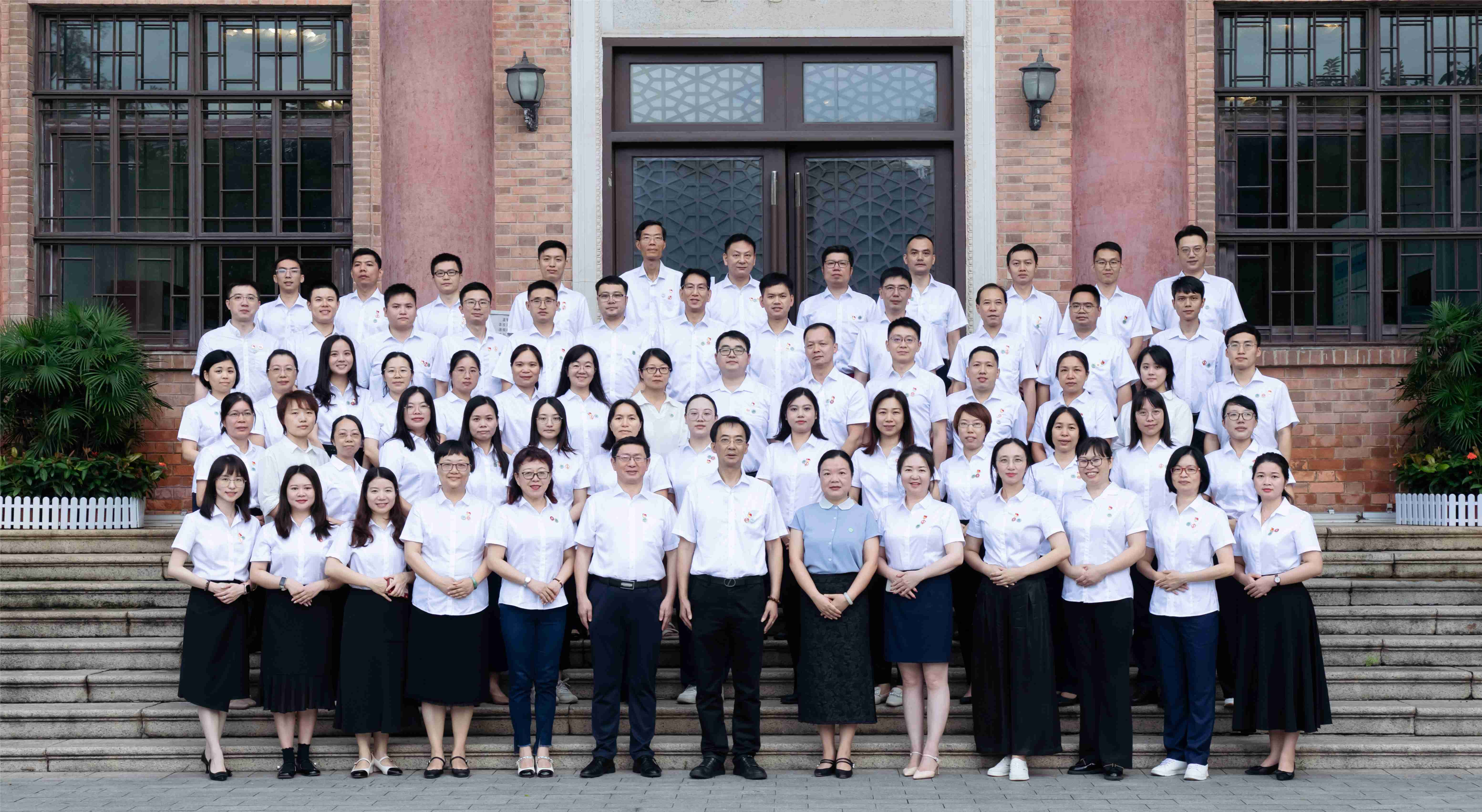 作育人才强素质 提升双效促生长——白云山银河国际公司开展2023年中高层治理职员综合能力提升培训班