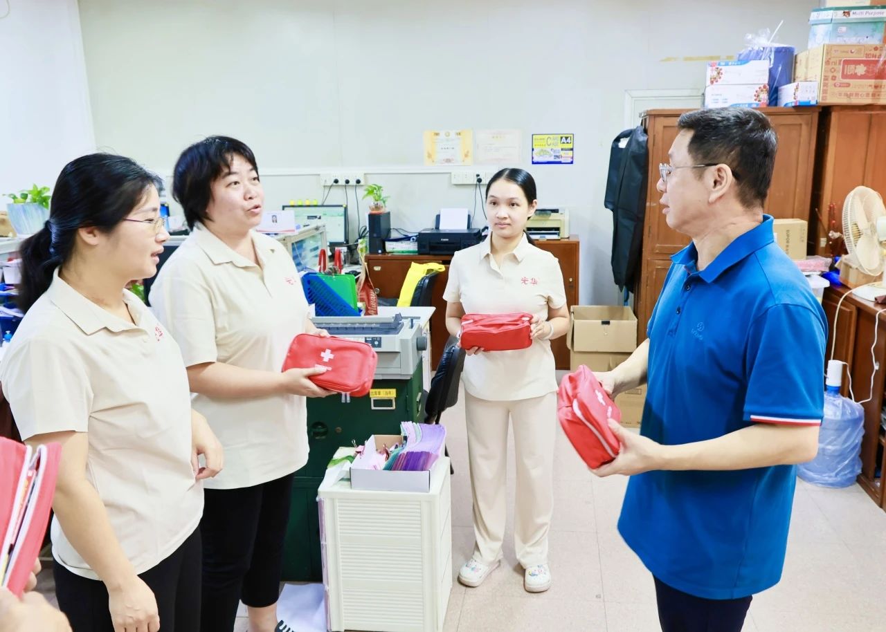 情系职工送清冷 身心护航保健全——白云山银河国际造药发展夏季防暑降温与健全关切系列活动
